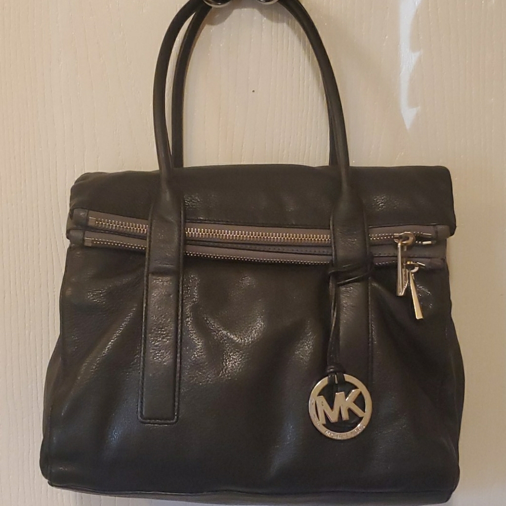 Michael Kors 👜